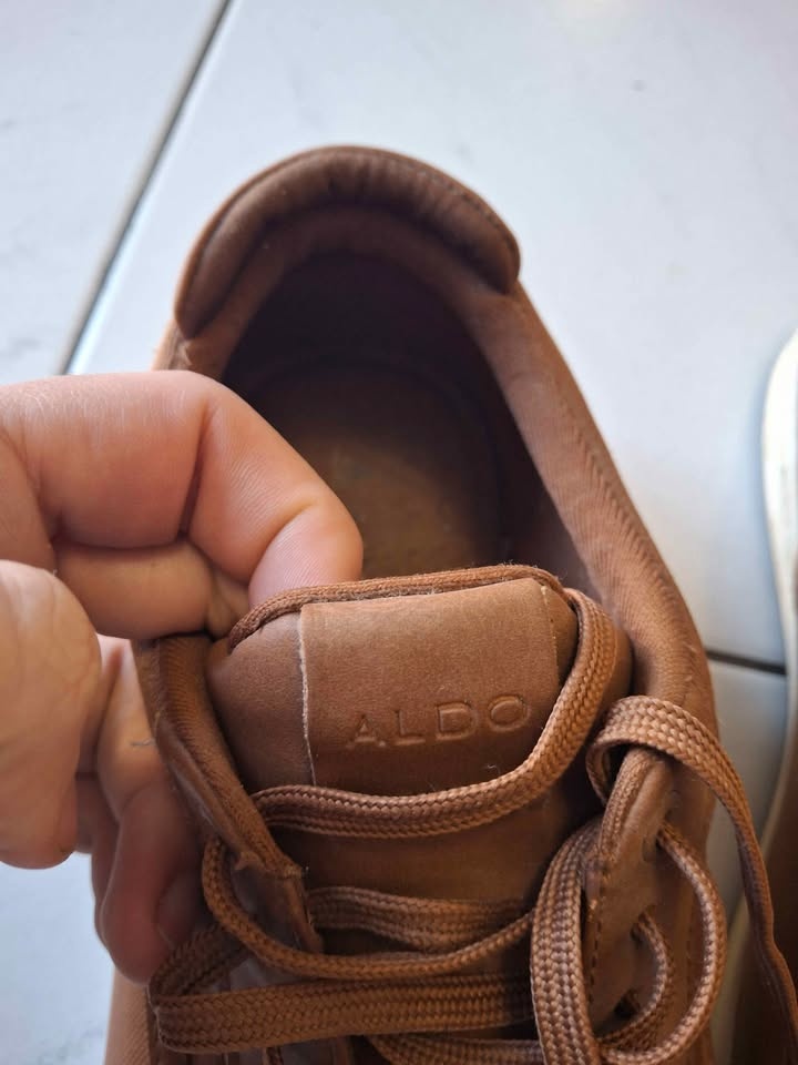Aldo Shoes Size 11 - photo 2
