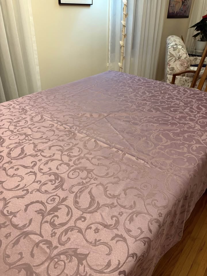 Purple Satin Motif Tablecloth 142x60 - photo 2