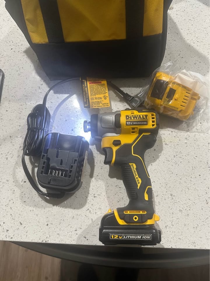 New DEWALT 12V Brushless Cordless Impact Driver Kit - photo 4