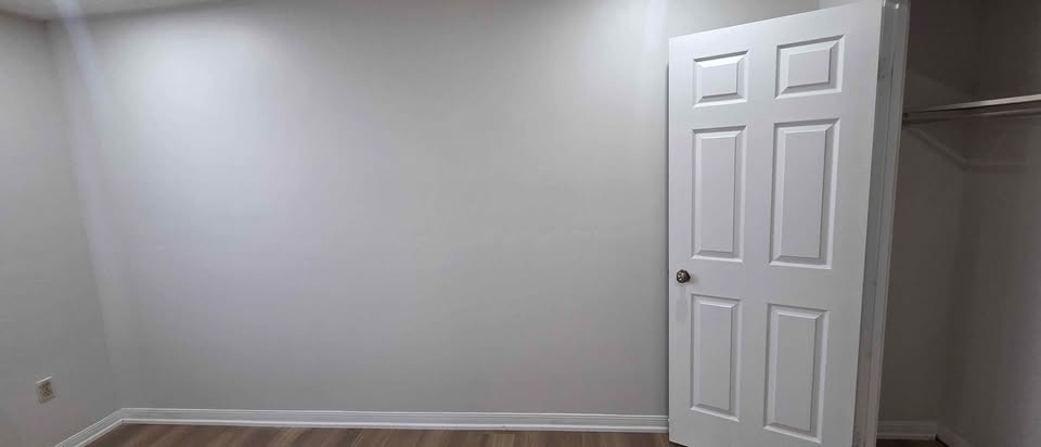 Private Room for Rent - Hamilton Mountain - photo 4