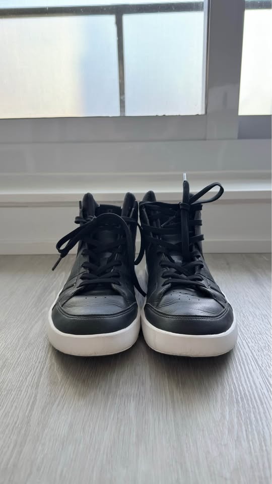 On The Roger Clubhouse Sneaker (Women) - photo 2