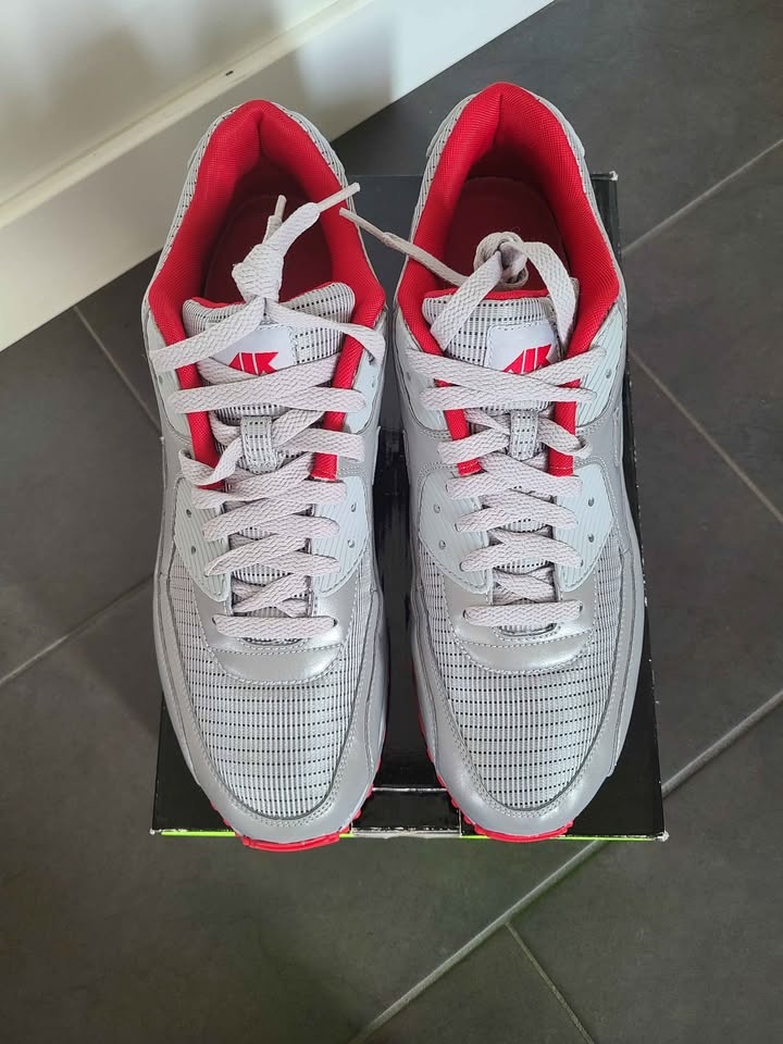 Nike Air Max 90 - Size 13 - photo 2