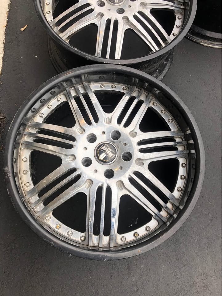 20” DUB Wheels 5x120 (2 Piece) - photo 2