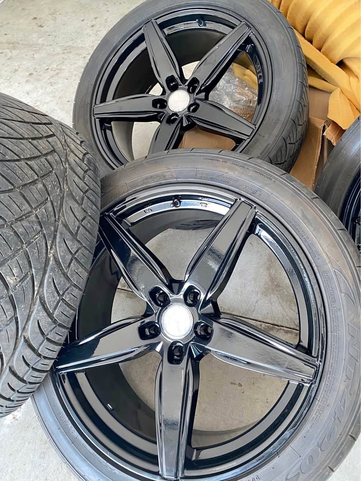 22” Braelin Wheels with Nitto Tires 5x127