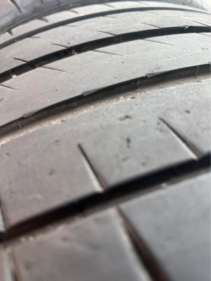 Michelin Pilot 4S Tires - 315/30/22 (Pair) - photo 3