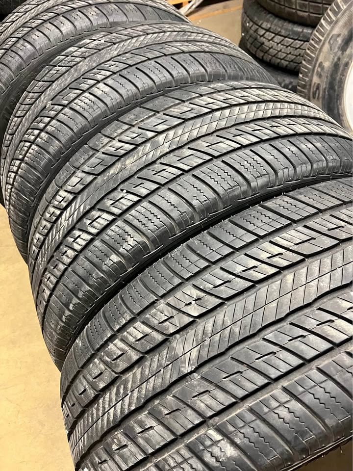 285/45/22 Uniroyal Tiger Paw Tires - Set of 4