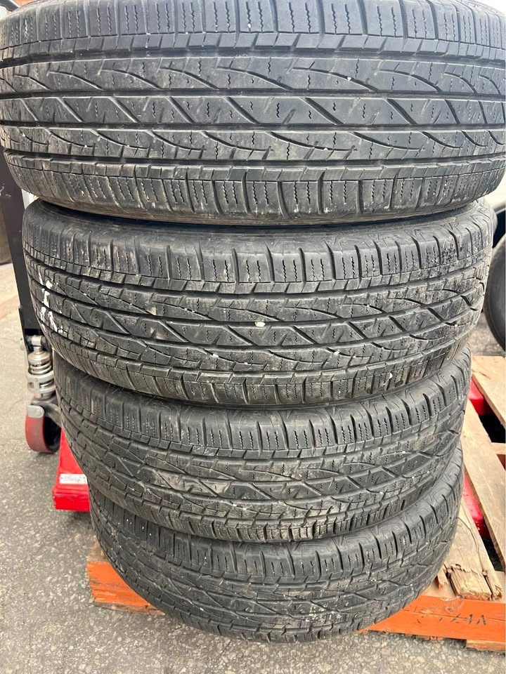 225/65/17 Firestone Destination Tires