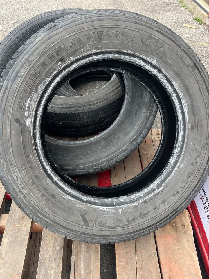 225/65/17 Firestone Destination Tires - photo 5