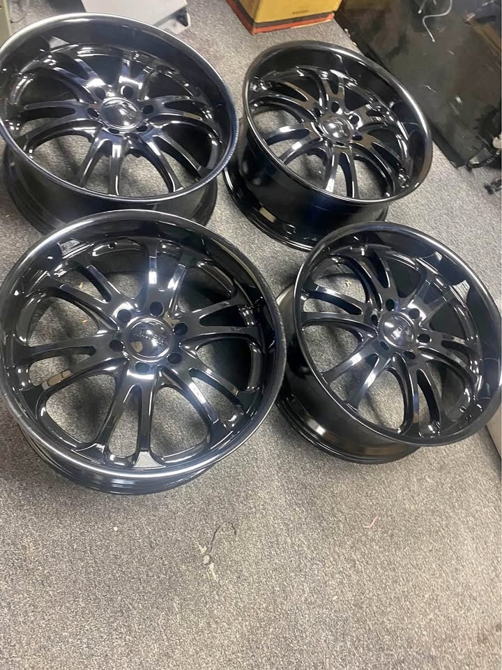 Set of 4 — 22” WHEELS TO FIT 6x139.7