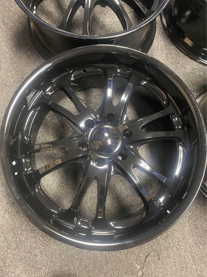 Set of 4 — 22” WHEELS TO FIT 6x139.7 - photo 5