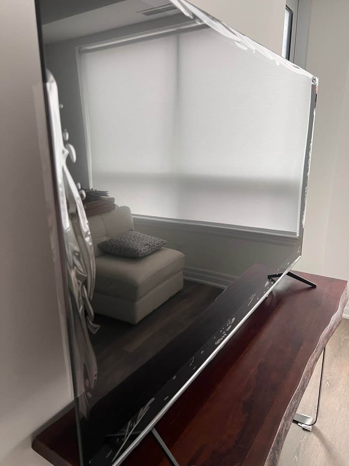 TCL 65” Q7K Series 4K QLED Smart TV – Like New (Moving Sale) - photo 3
