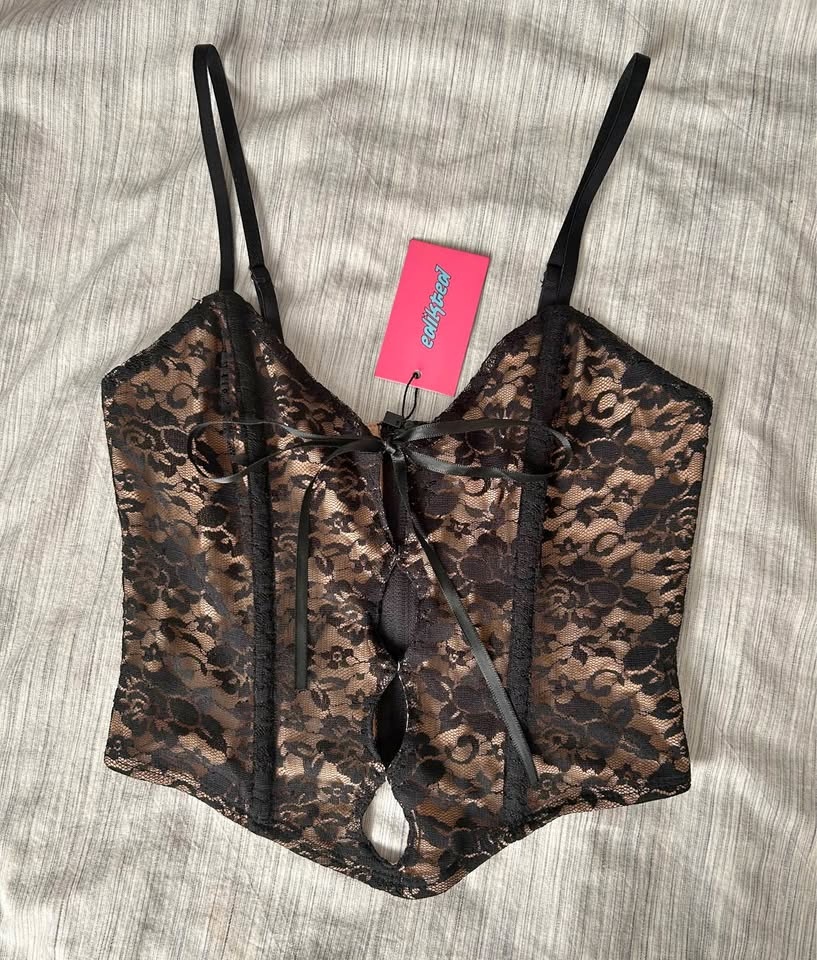 Edikted black going out top