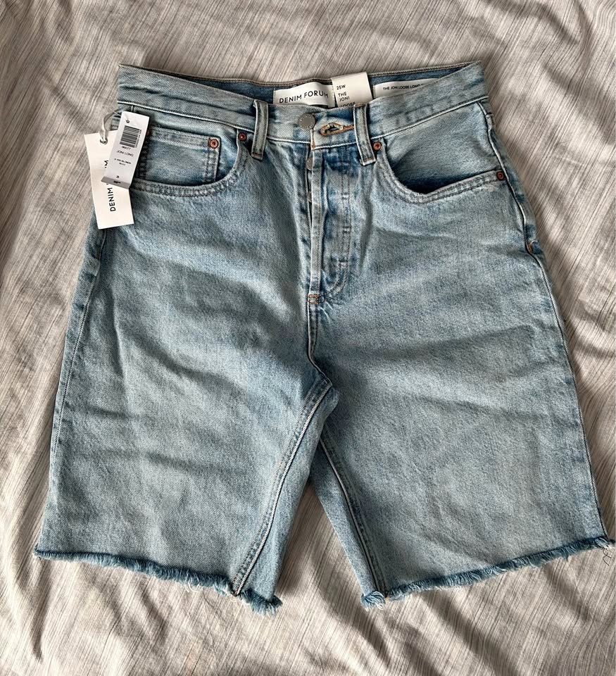 Denim Forum Women’s Jorts Size 25