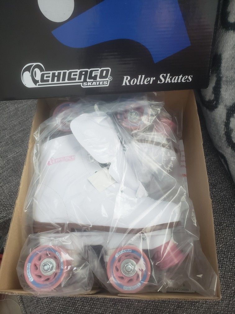 Chicago Rink Quad Roller Skates - White/Pink/Blue Wheels - Size - photo 3
