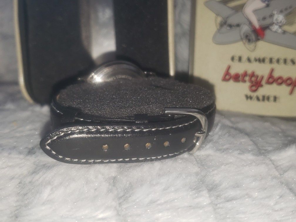Patriotic Betty Boop Collector's Watch - 2004 - photo 5