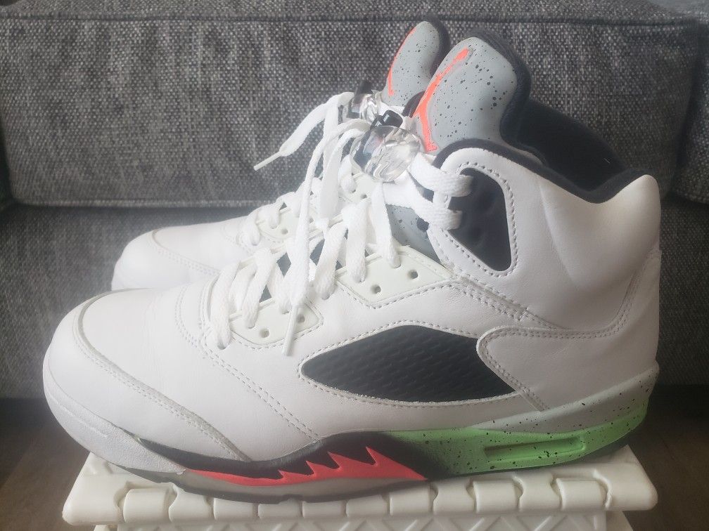 Air Jordan 5 Retro Poison Green Size 10.5
