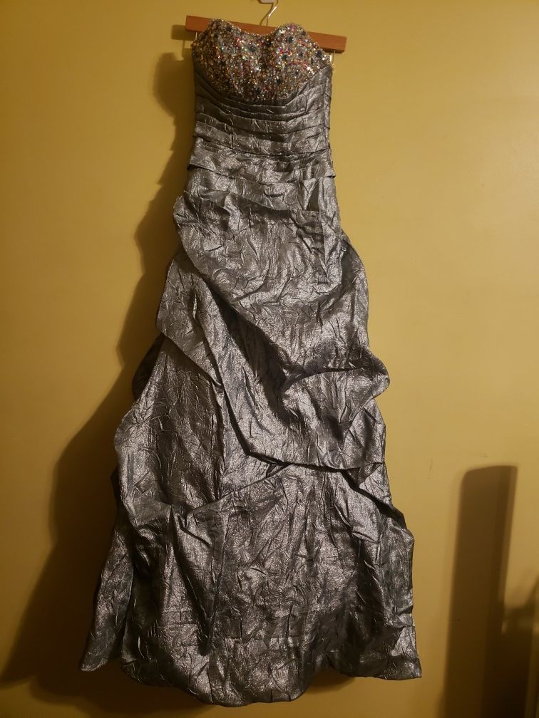 Special Event Dress / Gown - Silver, Size 3