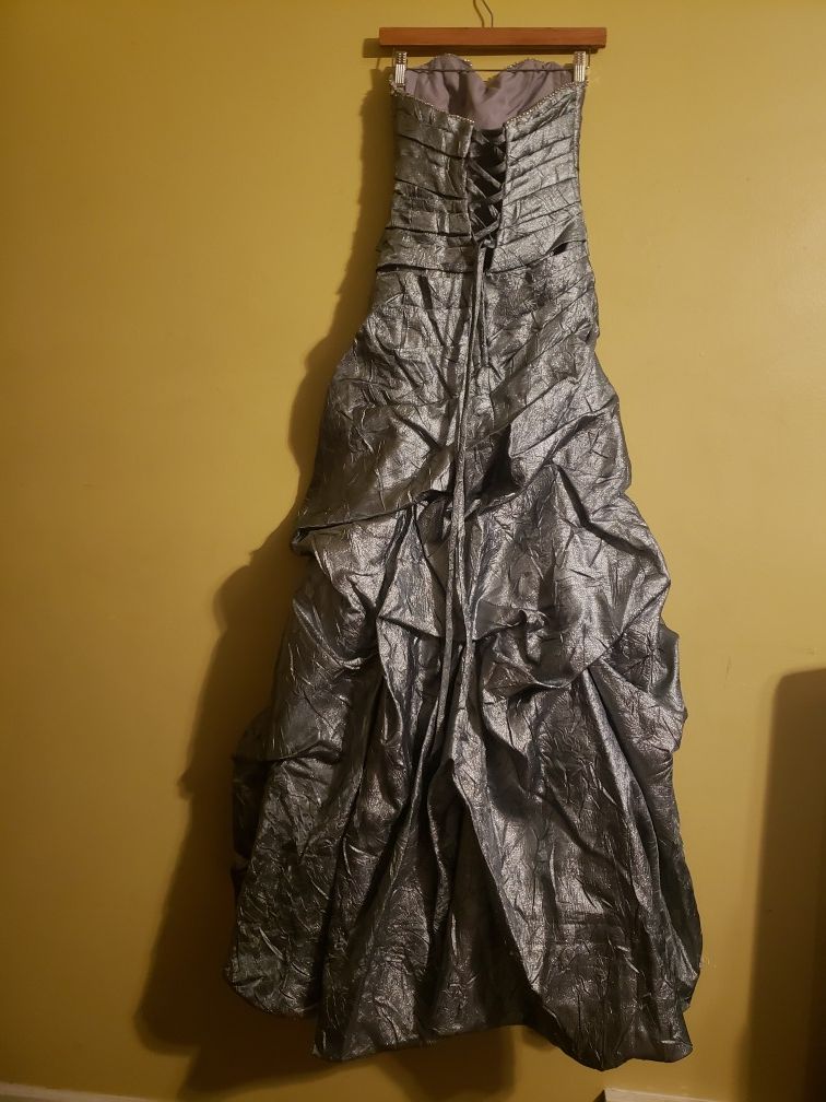Special Event Dress / Gown - Silver, Size 3 - photo 5