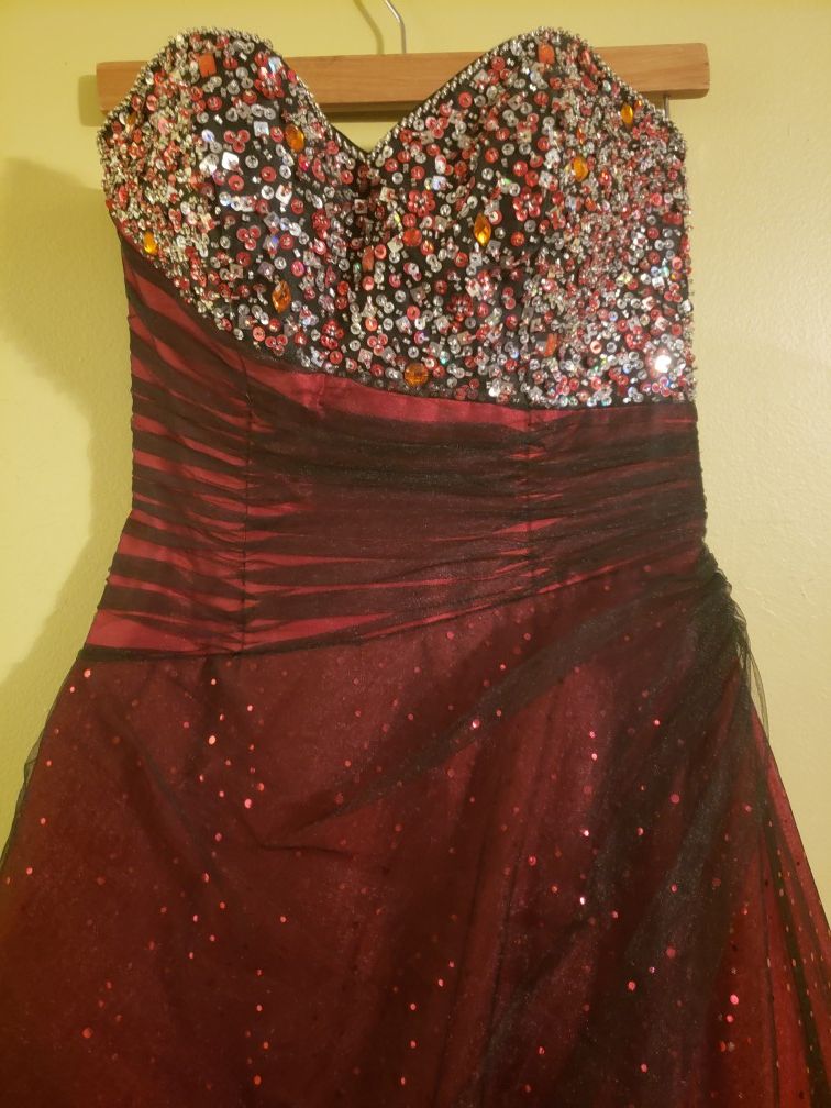 Burgundy Shimmer Dress - Size 7 - photo 2