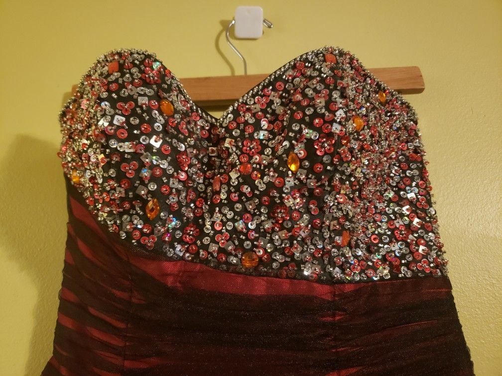Burgundy Shimmer Dress - Size 7 - photo 3