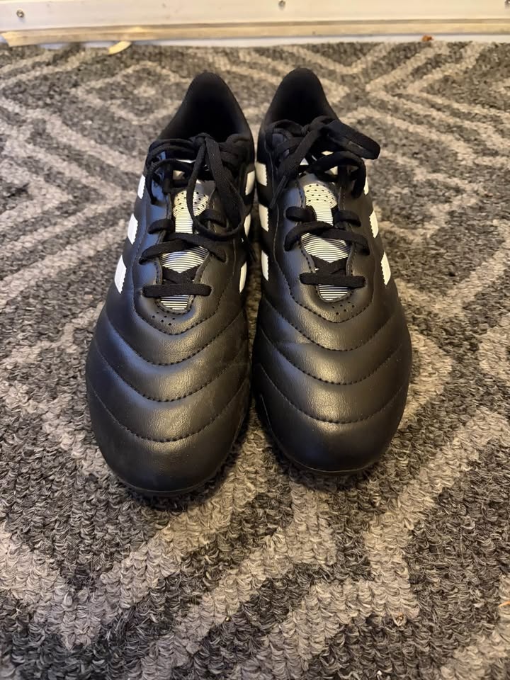 Adidas Goletto Size 10 Men's - photo 2