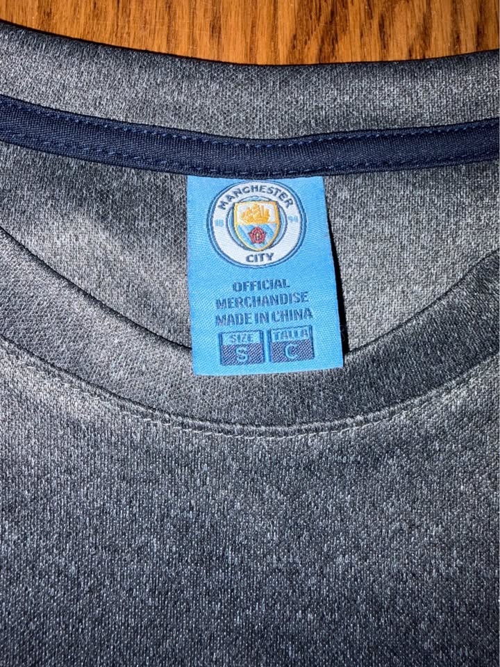 Man City T-Shirt Men’s Small - photo 3