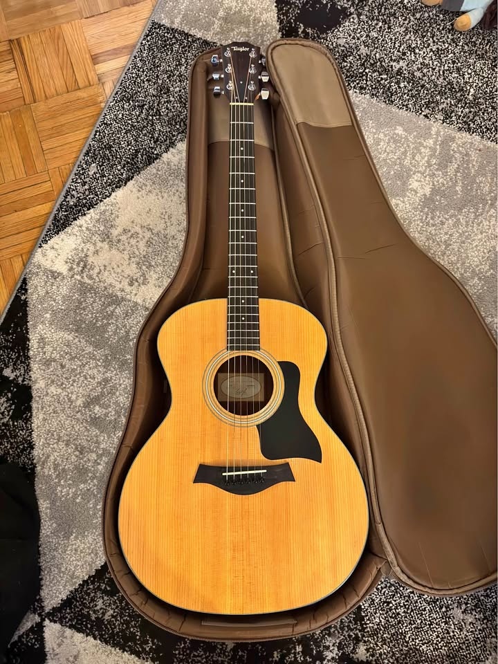 Taylor 114e Electro Acoustic Guitar
