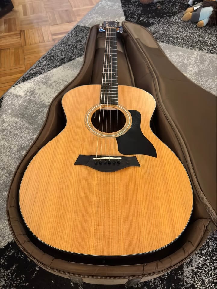 Taylor 114e Electro Acoustic Guitar - photo 2