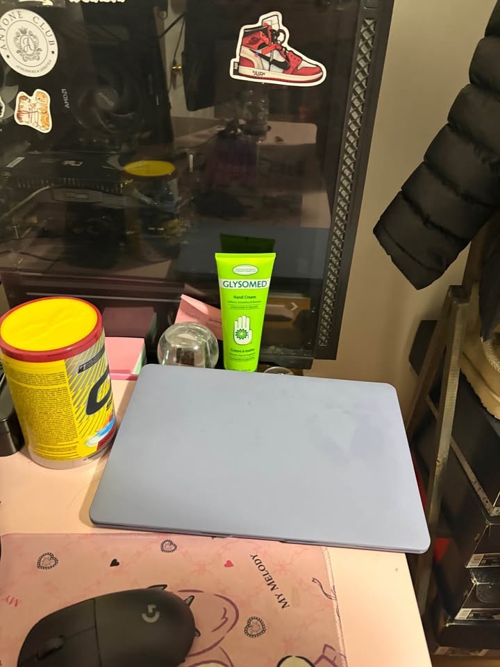 Macbook Air 2020 13 inch - photo 3