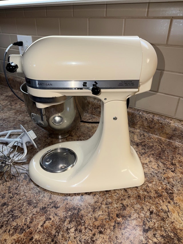 Refurbished Kitchen Aid Mixer - photo 3