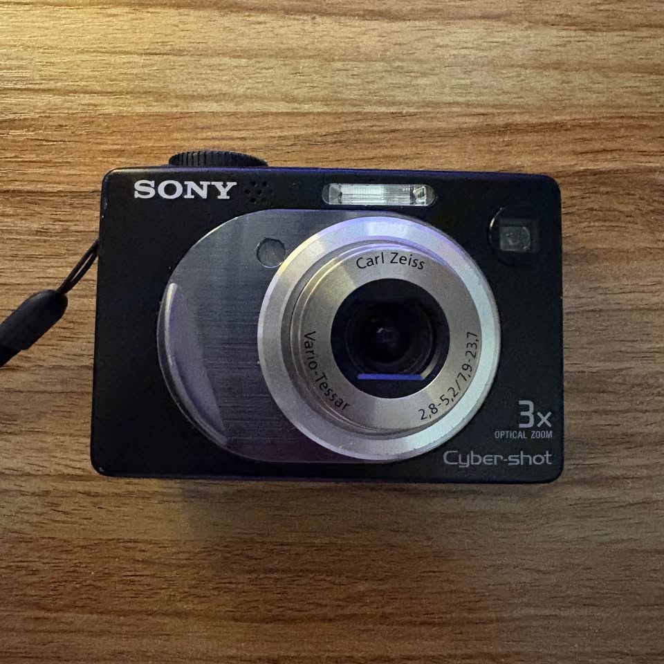 Sony Camera and Memory Stick - photo 3