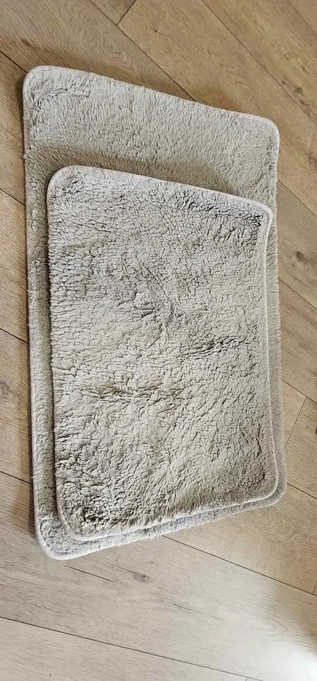 Bath Mats (2 Pieces)