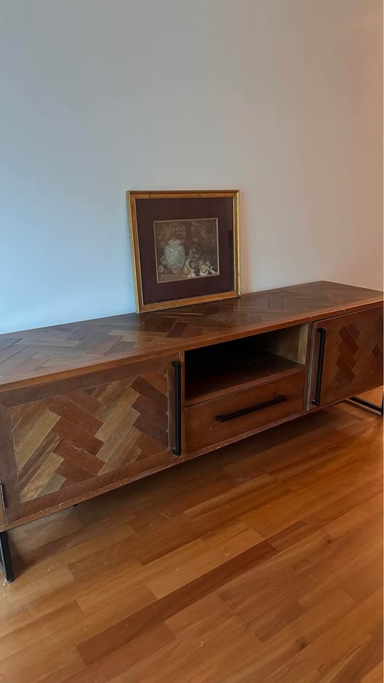 TV Unit - photo 3