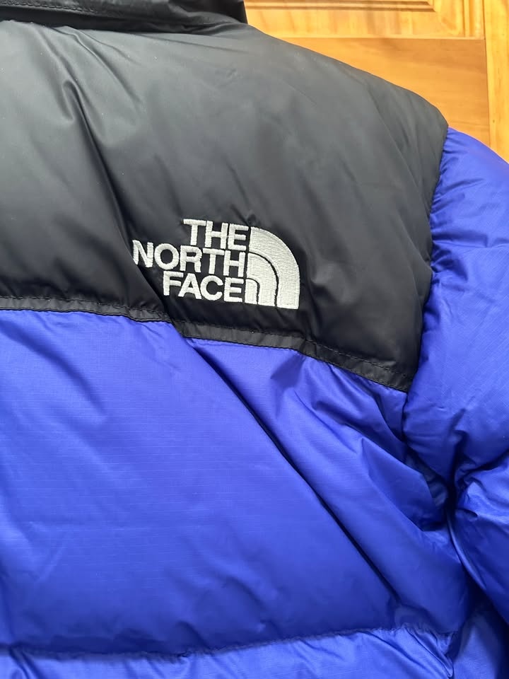 The North Face Women's 1996 Retro Nuptse Jacket - Small - photo 3