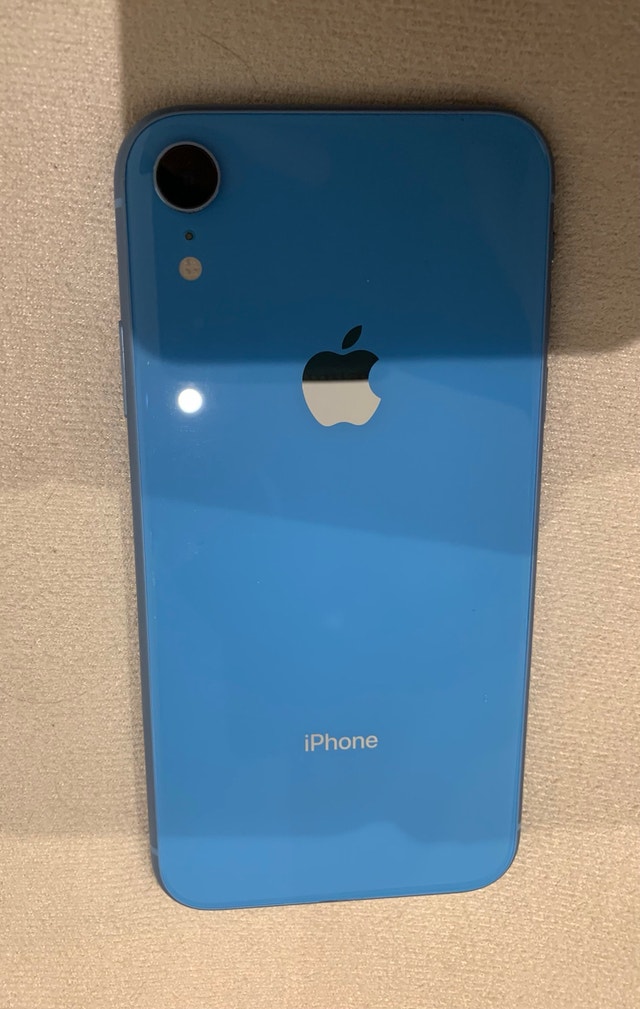 iPhone XR 64GB Blue - photo 2