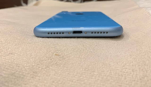 iPhone XR 64GB Blue - photo 4