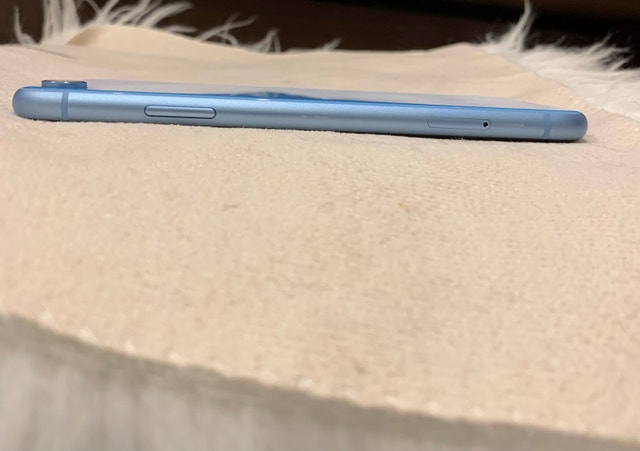 iPhone XR 64GB Blue - photo 5