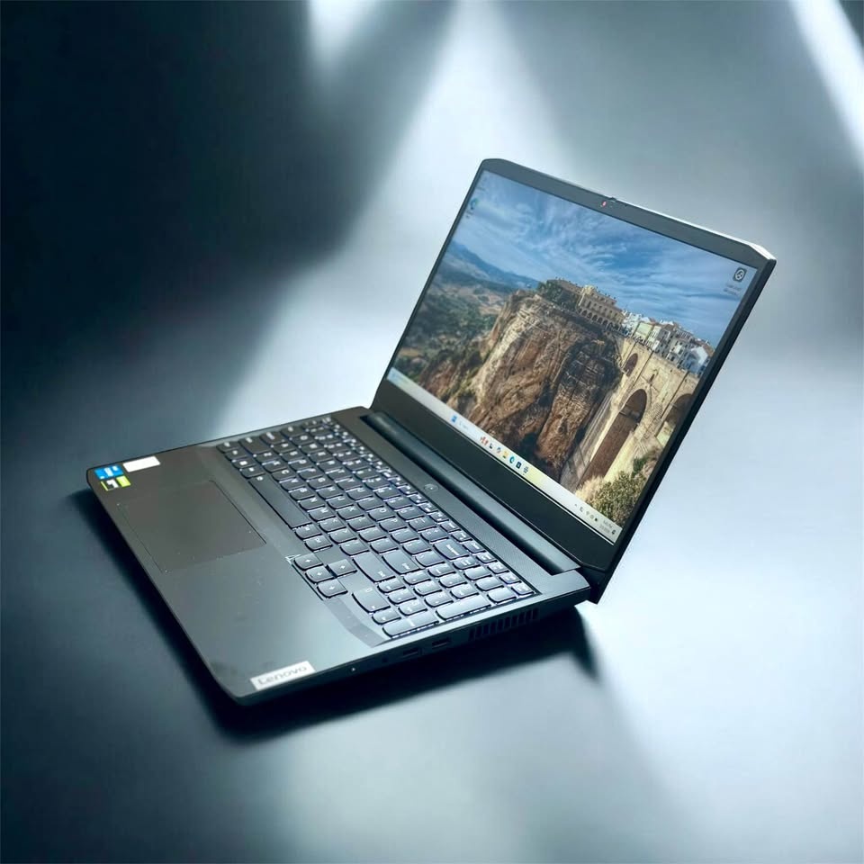 Lenovo IdeaPad Gaming 3: i5 11th Gen, GTX 1650, 1.2TB SSD, 95% B - photo 3