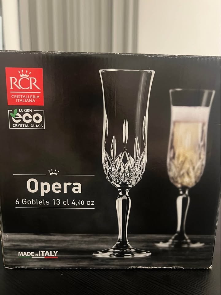 RCR Opera Luxion Crystal Glass Champagne Flutes 6 pc - photo 2