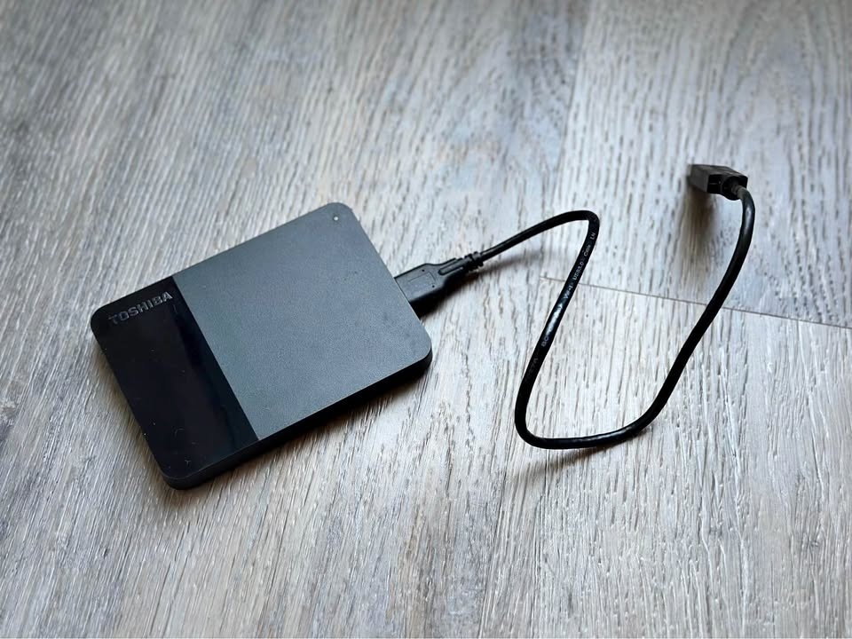 Toshiba Canvio Ready 1TB – Practically Brand New, Perfect Condit