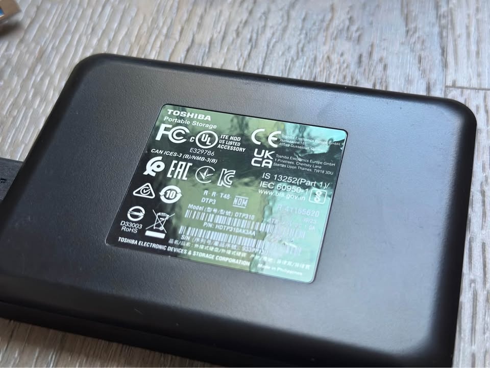 Toshiba Canvio Ready 1TB – Practically Brand New, Perfect Condit - photo 5