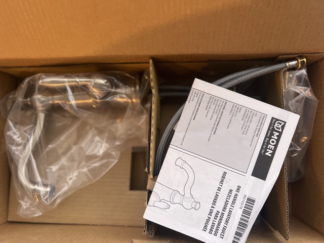 Moen Weymouth S42107BN Brushed Nickel Basin Faucet - photo 3