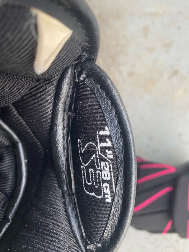 Easton S3 11” Player Gloves - photo 2