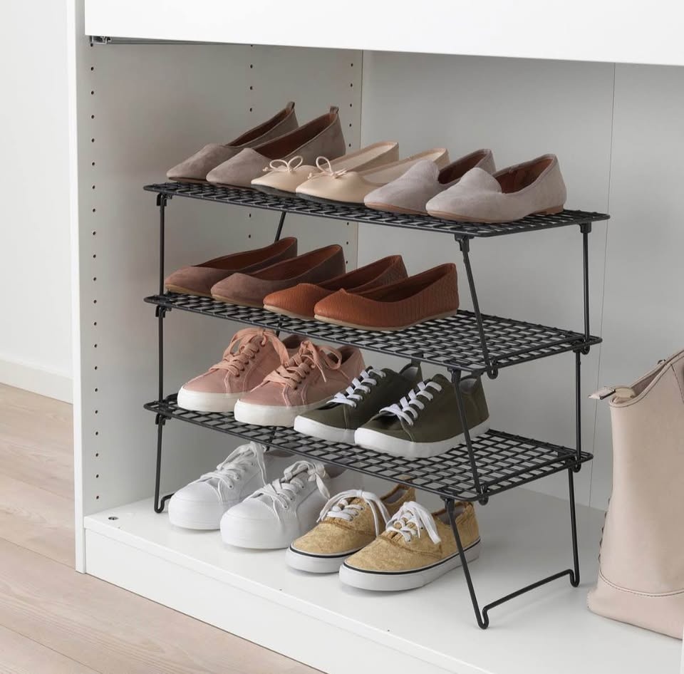 Stackable Shoe Racks (4 units) - photo 3