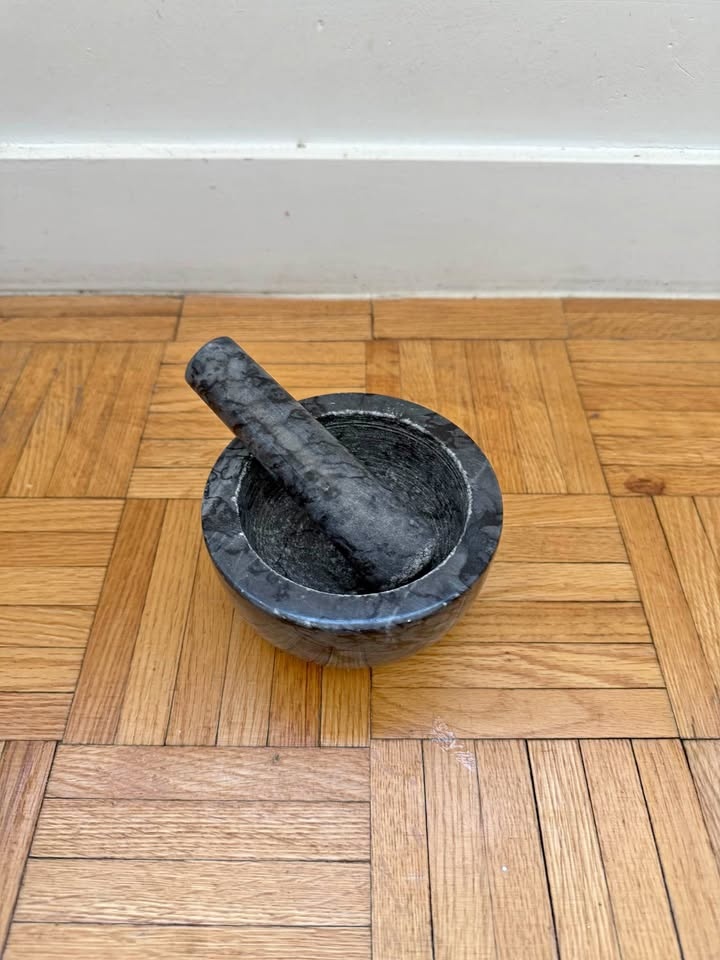 Mortar (Diameter 4”) & Pestle (Length 4”)