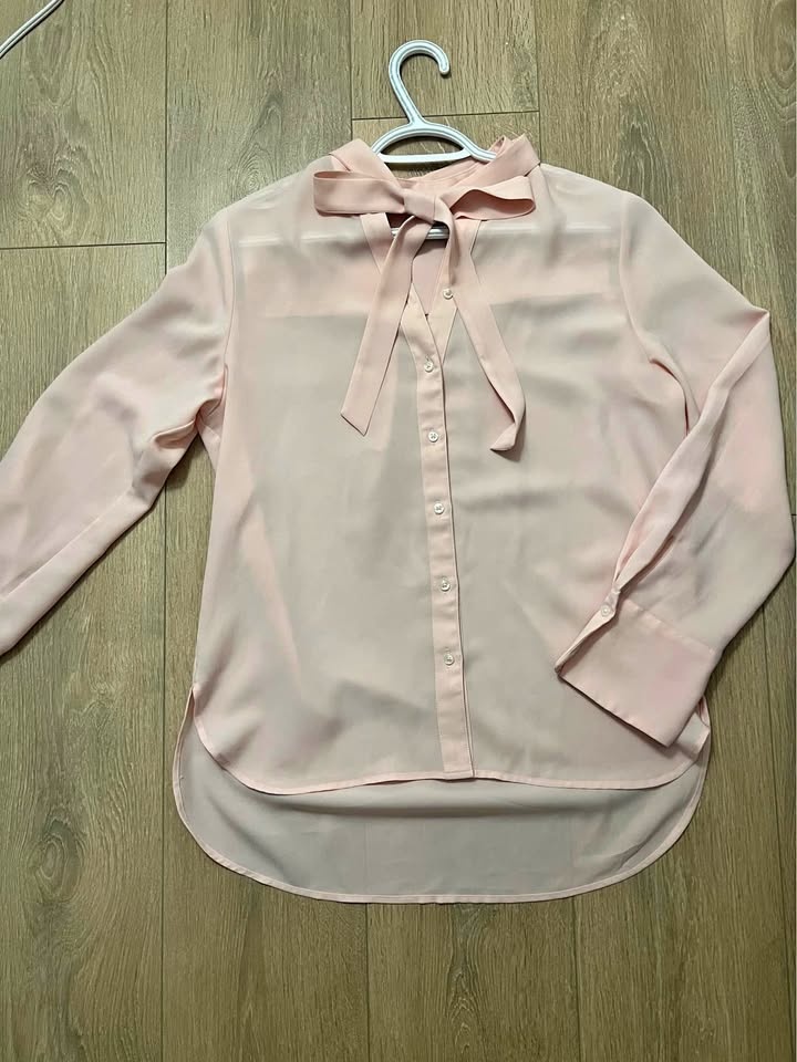 Blush Pink Sheer Chiffon Button-Up Blouse - S size - photo 2