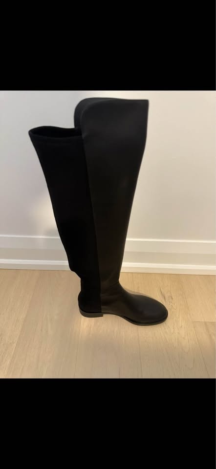 Stuart Weitzman Over-the-Knee Boots - Black Leather Suede Size 8 - photo 2