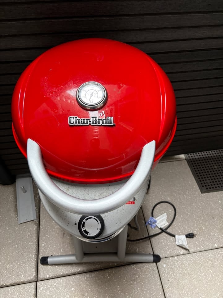 Char-Broil Patio Bistro Electric Grill – With Cover - photo 4
