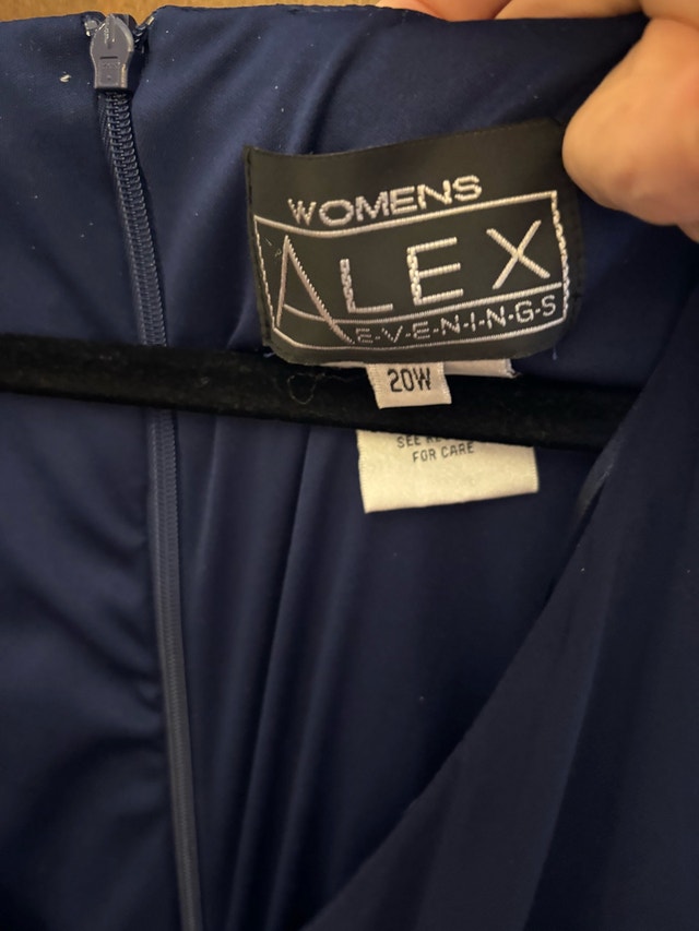 Plus Size Women's Dress Size 22 - photo 4
