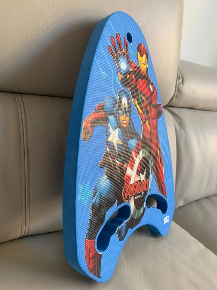 Brand New Marvel Avengers Kid's Kickboard - Iron Man & Captain A - photo 2